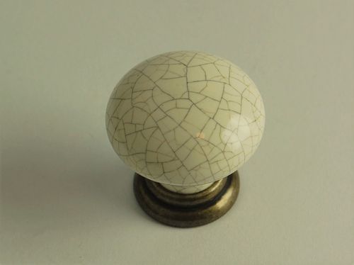 35mm Ivory Crackle Knob Bronze Base
