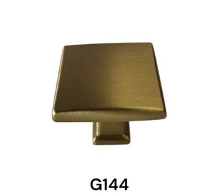 33MM SQUARE SATIN BRASS KNOB